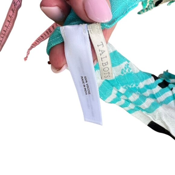 Bundle of 4 scarves - Talbots, Coldwater Creek, Vince Camuto - Picture 14 of 16